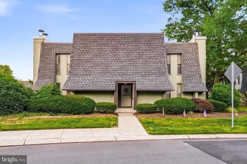 093-25 S Church Rd, MAPLE SHADE, NJ, 08052-3053 | Card Image