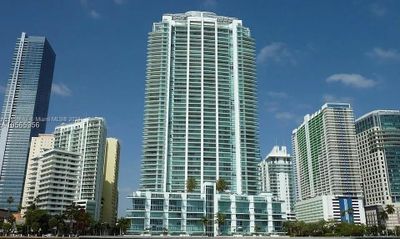 2702 - 1331 Brickell Bay Dr, Condo with 2 bedrooms, 2 bathrooms and null parking in Miami FL | Image 1