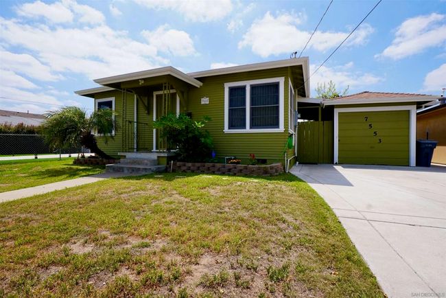 7553 Cuyamaca Ave, House other with 3 bedrooms, 2 bathrooms and 3 parking in Lemon Grove CA | Image 28