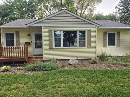 1109 Amelia Ave, Albert Lea, MN, 56007-2202 | Card Image