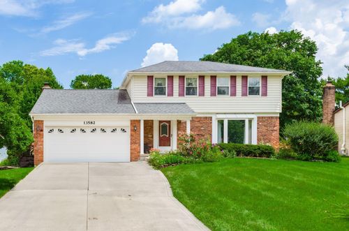 13582 Capetown Ave, Pickerington, OH, 43147-9256 | Card Image