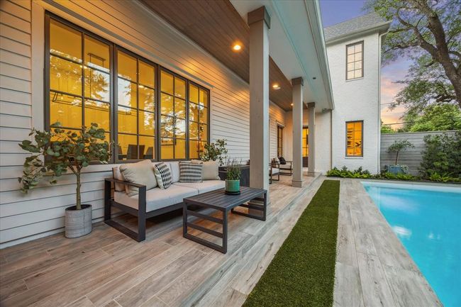 523 E 23 Rd St, House other with 4 bedrooms, 5 bathrooms and 2 parking in Houston TX | Image 32