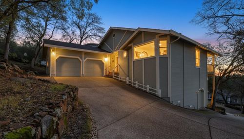 17572 Long Branch Ct, Penn Valley, CA, 95946-9523 | Card Image