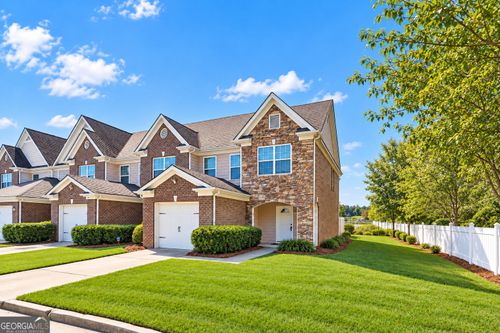 322 Village Dr, Loganville, GA, 30052-6945 | Card Image