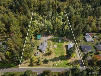 15338 Runyon Road Se, House other with 3 bedrooms, 2 bathrooms and 4 parking in Rainier WA | Image 2