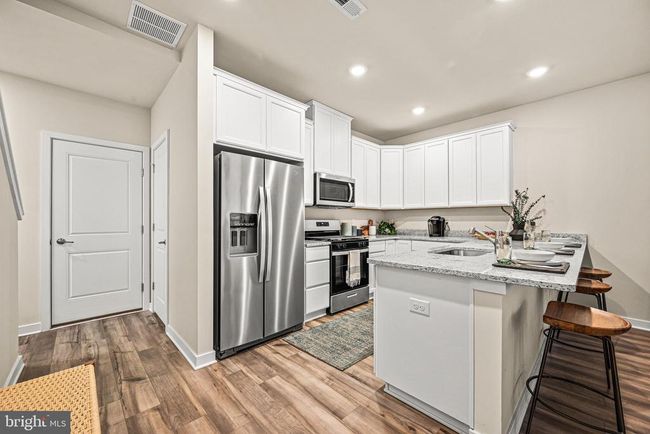 6 Sagan Aly, Townhouse with 2 bedrooms, 3 bathrooms and null parking in BRIDGEPORT PA | Image 9