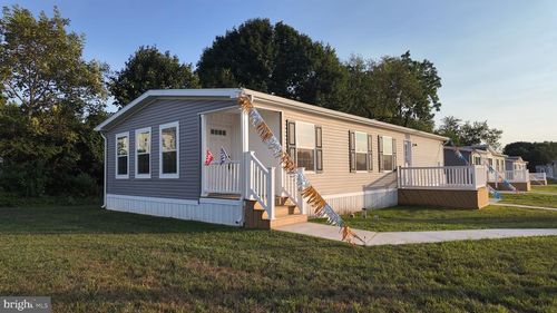 14 W Willow St, PALMYRA, PA, 17078-8938 | Card Image