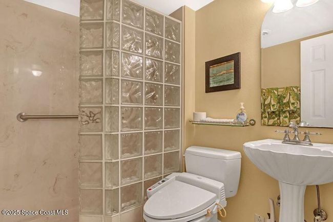 403 - 3170 N Atlantic Ave, Condo with 3 bedrooms, 2 bathrooms and null parking in Cocoa Beach FL | Image 21