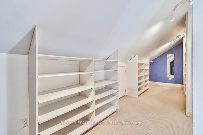 225 Glenrose Ave, House other with 4 bedrooms, 3 bathrooms and 4 parking in Toronto ON | Image 28