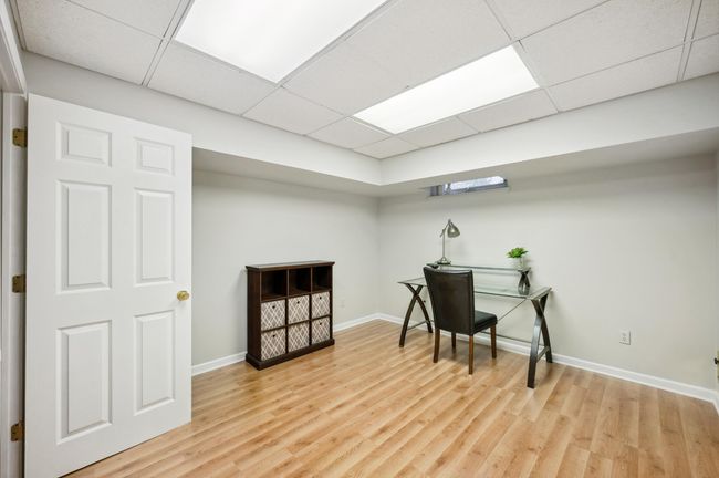 Basement Office | Image 17
