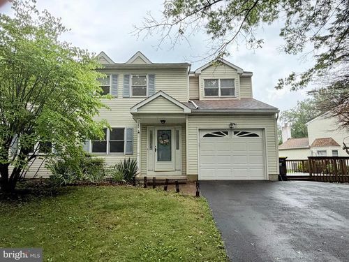 3580 Windridge Dr, DOYLESTOWN, PA, 18902-8324 | Card Image