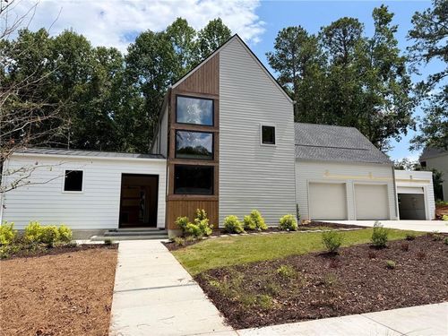 130 Ceaderwood Ln, Roswell, GA, 30075-4341 | Card Image