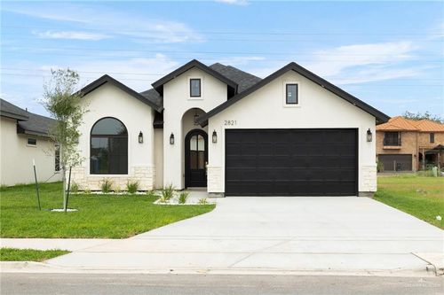 2821 N Alyna Ave, Edinburg, TX, 78541-5231 | Card Image