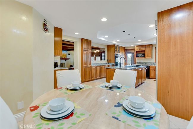 462 Pomello Dr, House other with 7 bedrooms, 7 bathrooms and 3 parking in Claremont CA | Image 23