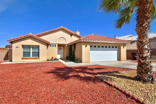 8523 Barberry Ave, Yucca Valley, CA, 92284-9513 | Card Image