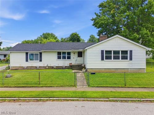 14 N Cross St, Columbiana, OH, 44408-1217 | Card Image