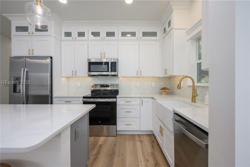 33-240 Olive Shell Ct, Hilton Head Island, SC, 29926-1466 | Card Image