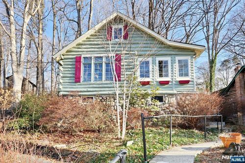 140 Cupsaw Dr, Ringwood, NJ, 07456-2306 | Card Image