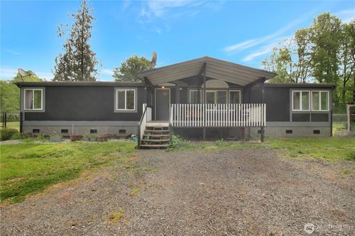 31113 W Whitehorse Dr, Arlington, WA, 98223-5570 | Card Image