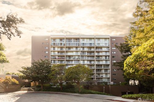 apt-1-1 Kelton Ct, Oakland, CA, 94611-4852 | Card Image