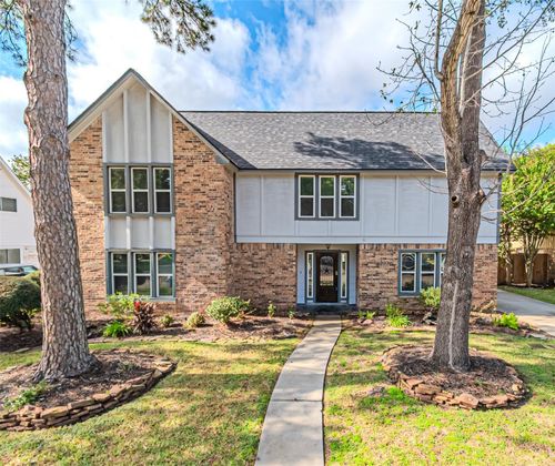 8211 Riverglade Dr, Houston, TX, 77095-1813 | Card Image