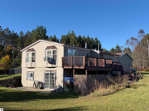 5833 Se Cool Road, Kalkaska, MI, 49646 | Card Image