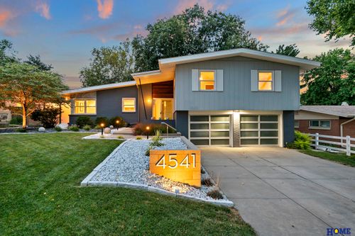 4541 Meadow Ln, Lincoln, NE, 68506-3371 | Card Image
