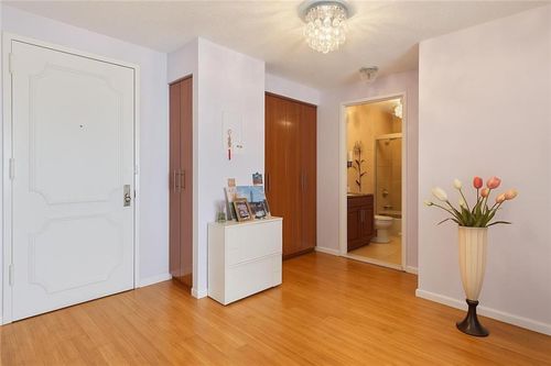 apt-7h-3111 Ocean Pkwy, Brooklyn, NY, 11235-8442 | Card Image
