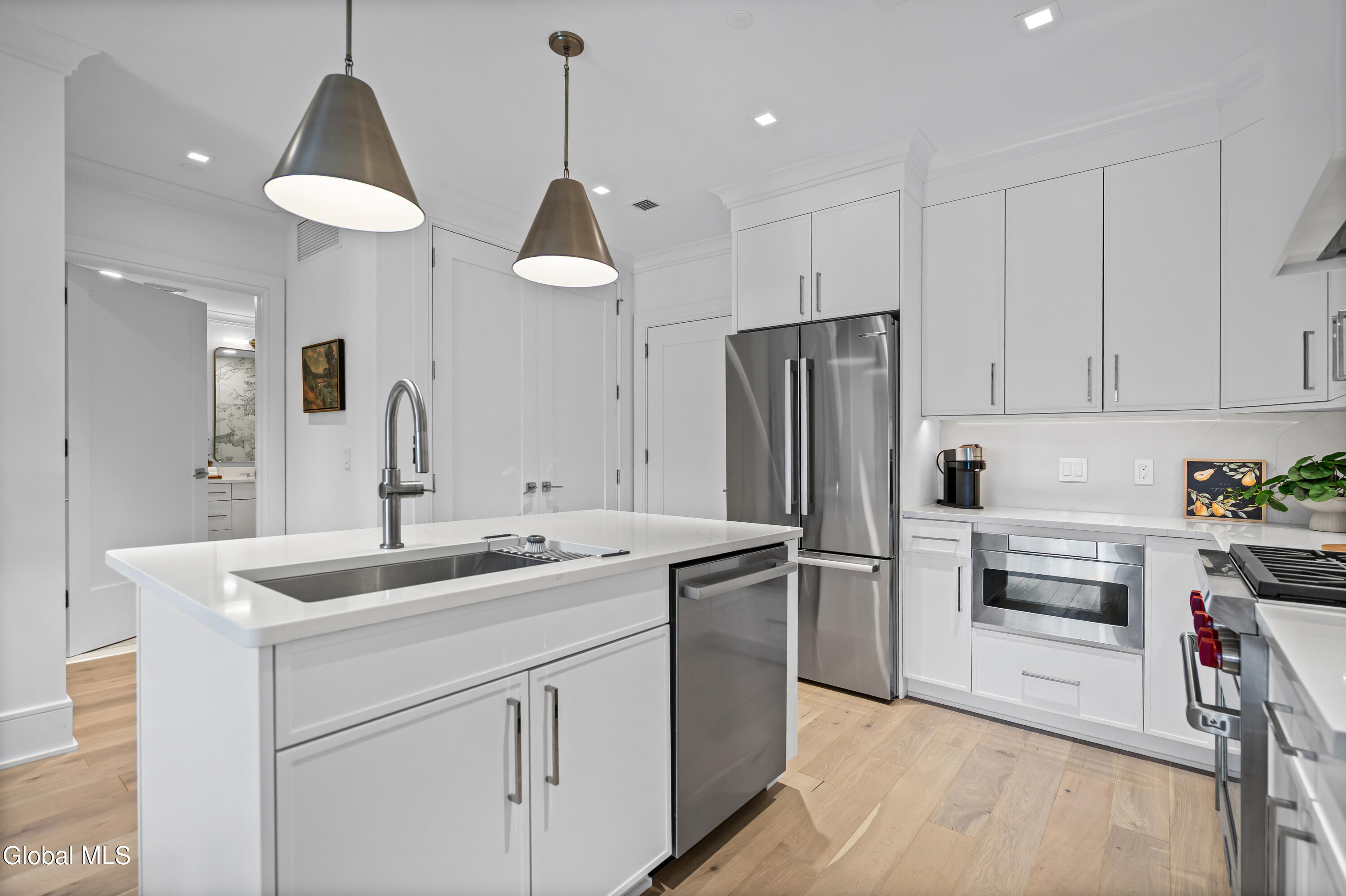 Residential in Saratoga Springs, Inside 5
