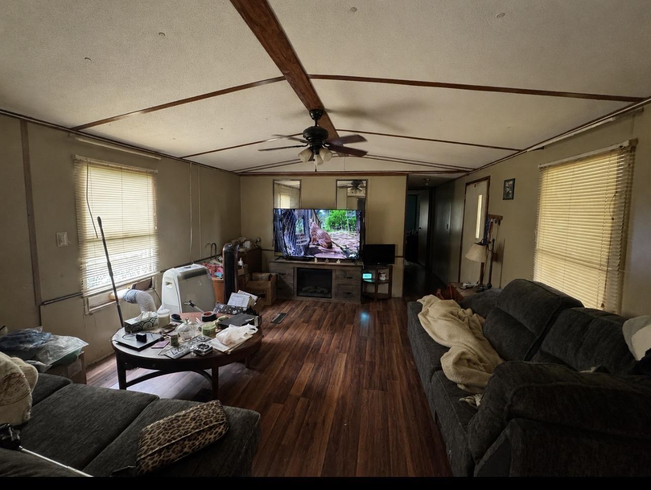 Residential in Maidsville 4