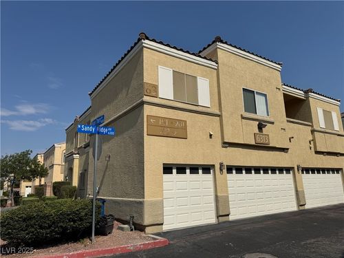 unit-201-6313 Sandy Ridge St, North Las Vegas, NV, 89081-3801 | Card Image