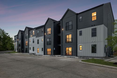 108-600 E Trinity Ln, Nashville, TN, 37207-5388 | Card Image