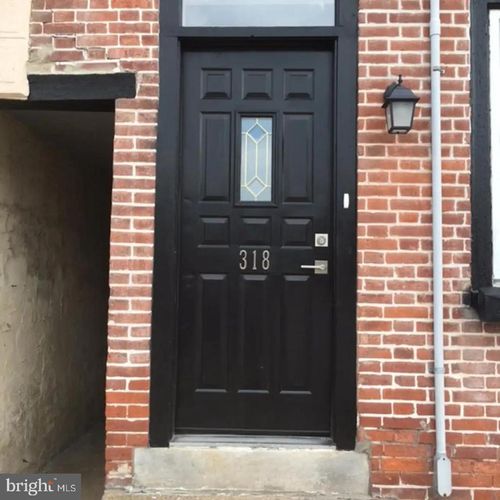 318 W Gay St, WEST CHESTER, PA, 19380-2819 | Card Image