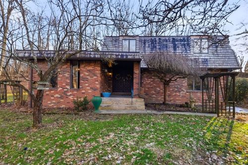 21 W Hillcrest Rd, Eighty Four, PA, 15330-2615 | Card Image