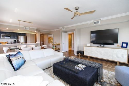 b702-35 Bluebill Ave, NAPLES, FL, 34108-1772 | Card Image