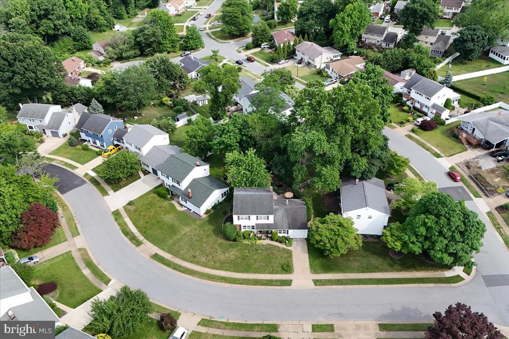 Residential in CLAYMONT 4
