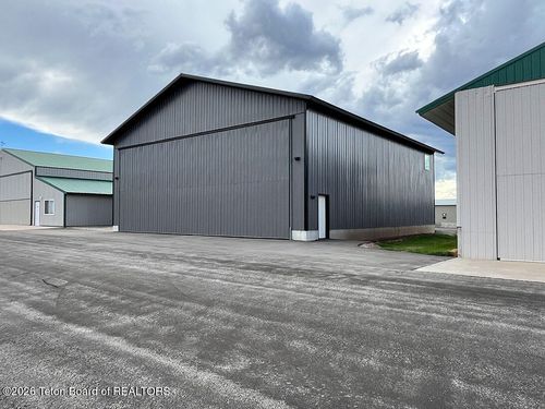 19 Airport Ln, Afton, WY, 83110-8714 | Card Image