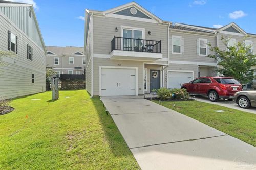 9808 Nature Creek Blvd, Pensacola, FL, 32526-4573 | Card Image