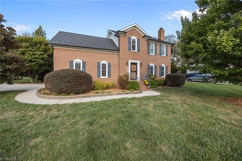 2801 Norwell Ct, Oak Ridge, NC, 27310-9633 | Card Image