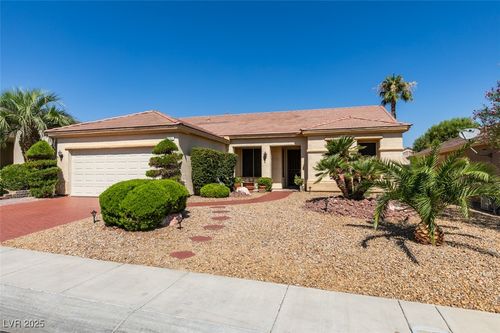 561 Carmel Valley St, Henderson, NV, 89012-6120 | Card Image