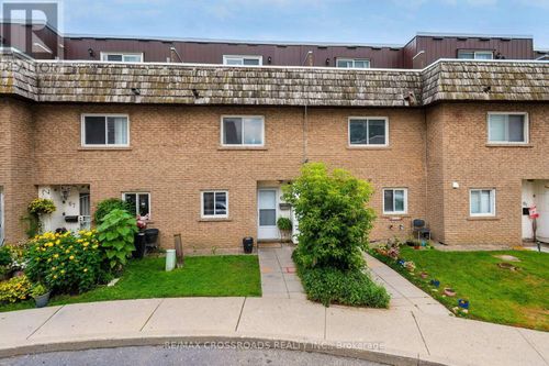 65-10 Rodda Boulevard, Toronto (West Hill), ON, M1E2Z6 | Card Image