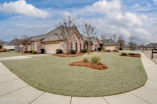 132 Hanover St, Madison, MS, 39110-6027 | Card Image