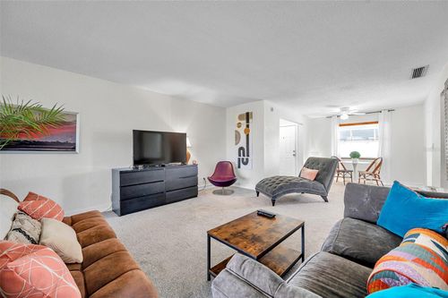 apt-1106-200 Country Club Dr, LARGO, FL, 33771-2283 | Card Image