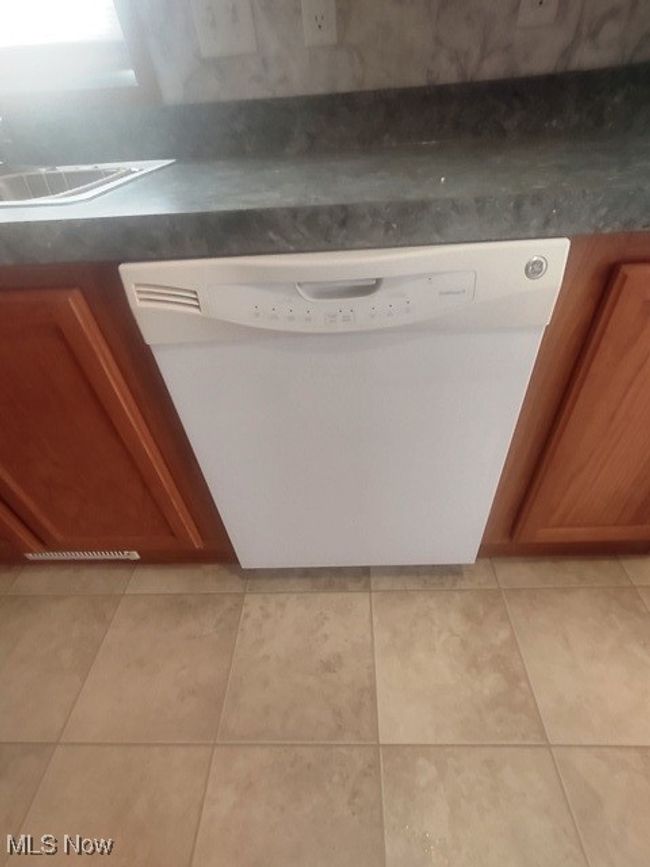 LOT-126 - 18592 Edwards Rd, House other with 2 bedrooms, 1 bathrooms and null parking in Doylestown OH | Image 11