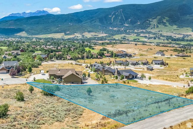 19 - 4349 Snowflake Cir, House other with 4 bedrooms, 6 bathrooms and 4 parking in Eden UT | Image 11