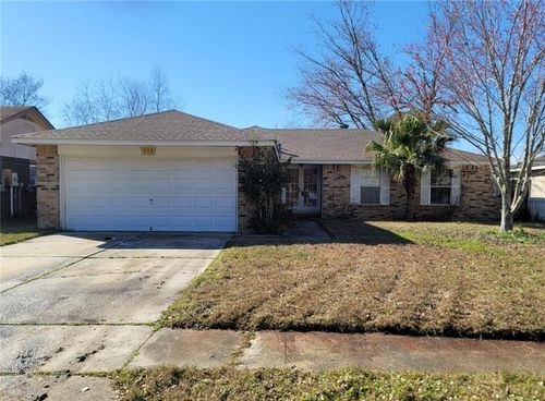 111 E Queens Dr, Slidell, LA, 70458-1017 | Card Image