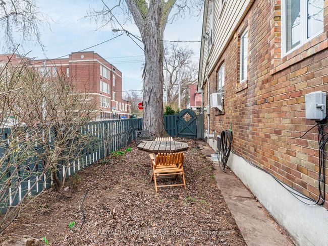 48 Woodington Ave, House attached with 3 bedrooms, 2 bathrooms and 2 parking in Toronto ON | Image 22