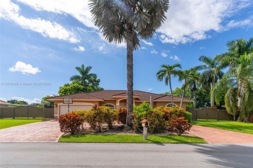 27902 Sw 159th Ct, Homestead, FL, 33031-2406 | Card Image