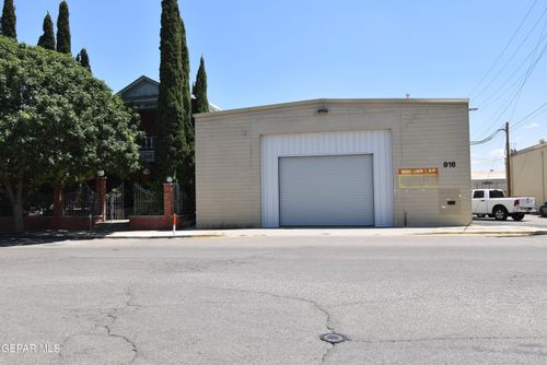 916 E San Antonio Avenue, El Paso, TX, 79901 | Card Image