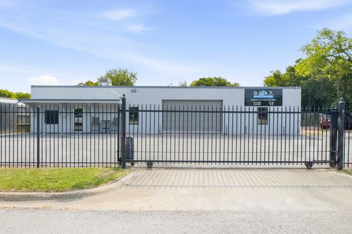 903 Davy Crockett St, Rockwall, TX, 75087-4331 | Card Image